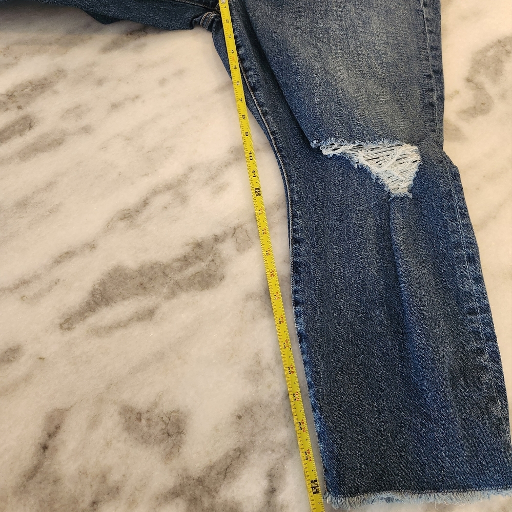 Torrid High Rise | Button Fly | Med-Wash | Classic Denim Jeans - Women 20 SHORT - Picture 3 of 9